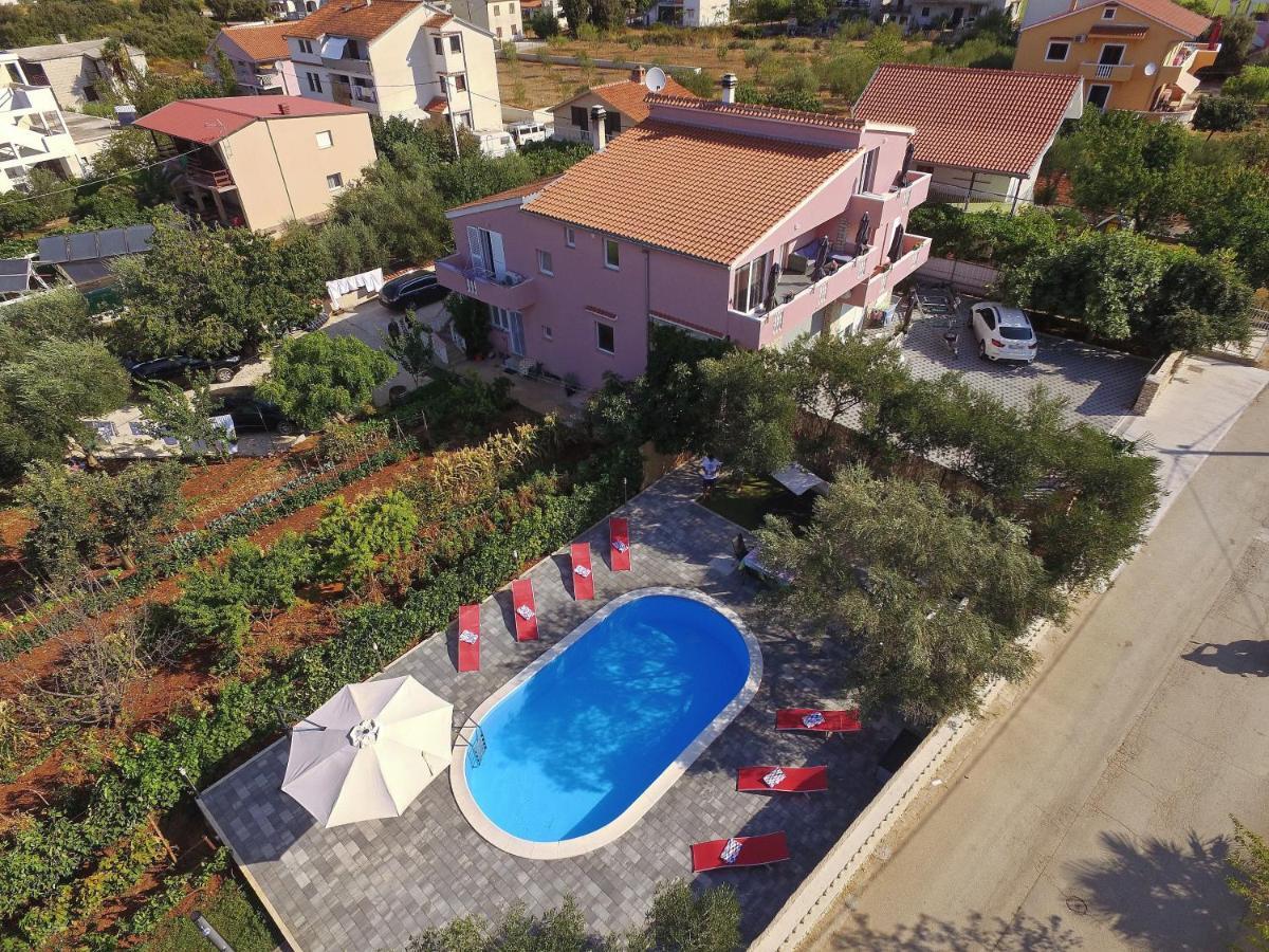 Apartment With Private Pool Сукошан Екстер'єр фото